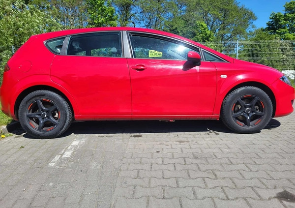 Seat Leon cena 12900 przebieg: 156320, rok produkcji 2007 z Słupsk małe 16